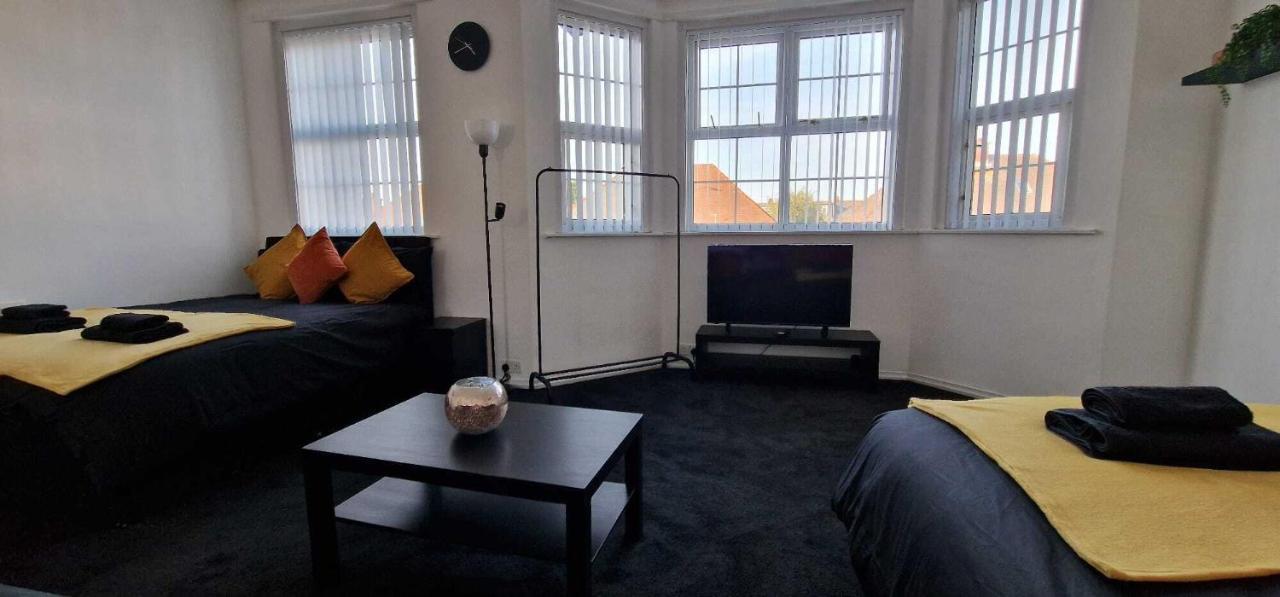 Sapphire Apartments Cardiff Esterno foto