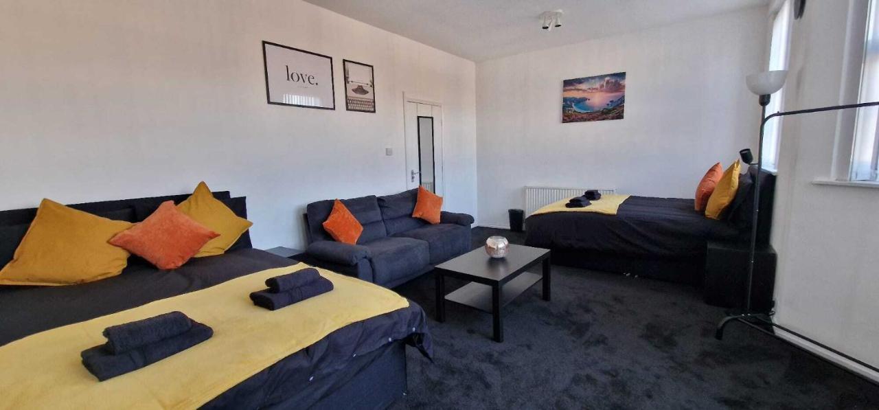 Sapphire Apartments Cardiff Esterno foto