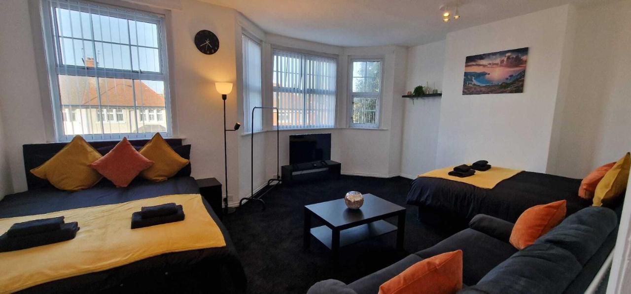 Sapphire Apartments Cardiff Esterno foto